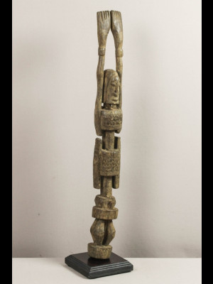 Étonnante statuette dogon (Mali)
